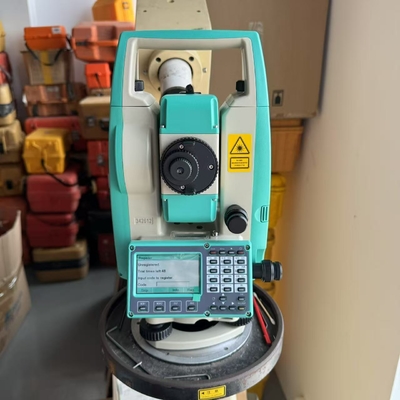 Ruide RTS-822R10M Total Station 2'' Accuracy 1000m Non-Prism Range