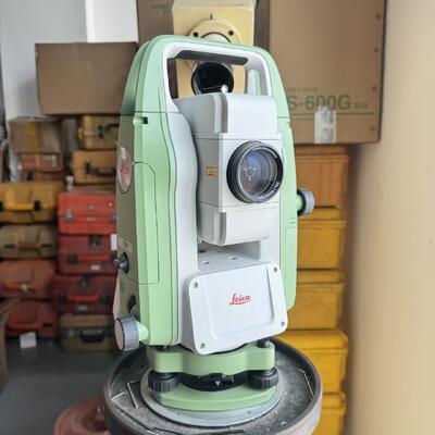 Leica TS03 total station Reflectorless Total Station with 1G Mass Data Storage and Automatic Compensator ±3 Arc Minutes for Precise Surveying