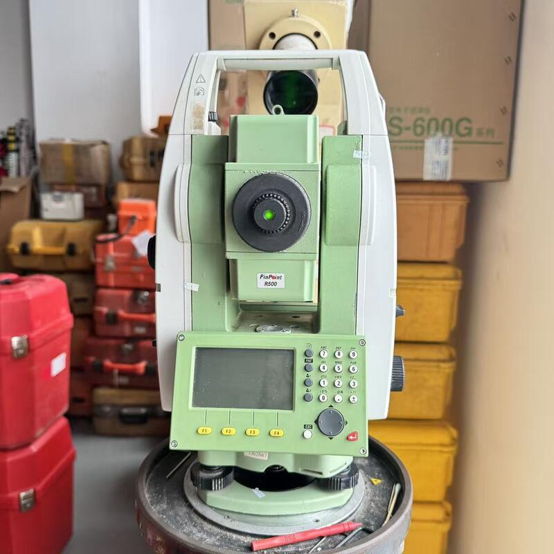 Used Leica TS09 Total Station with 1000m Non Prism Distance and IP66 Rated Dust and Water Resistance Including Internal Flash Memory and External SD Card