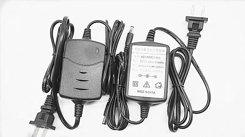 Digital Theodolite Parts Battery Charger for Sokkia, Topcon with Pur Black Color